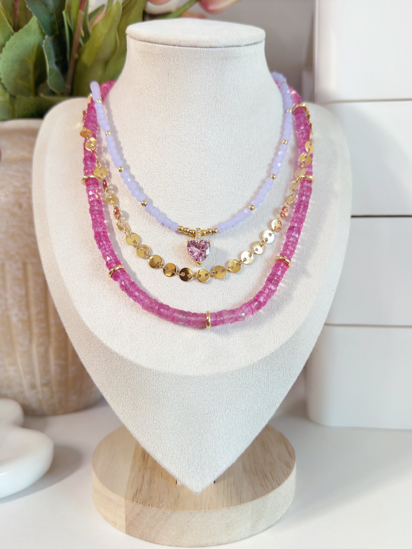 Lila necklace