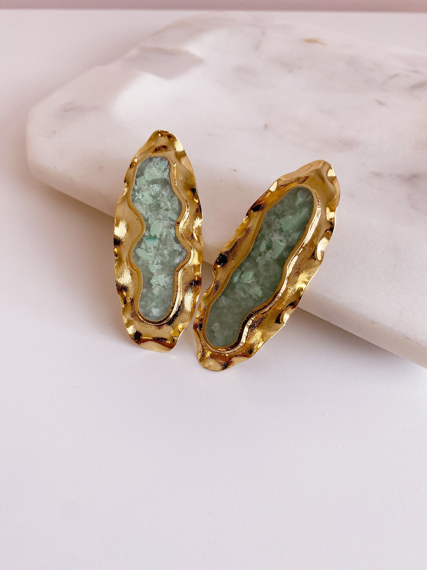 Earrings with turquoise stone