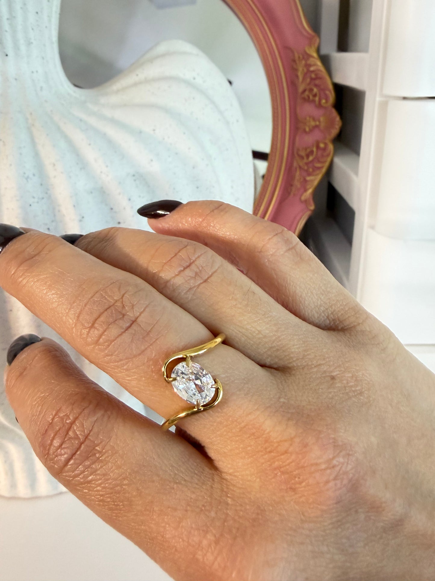 Minimal Glow Ring