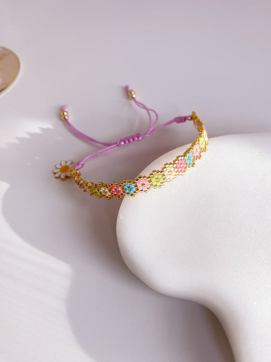 wild field bracelet