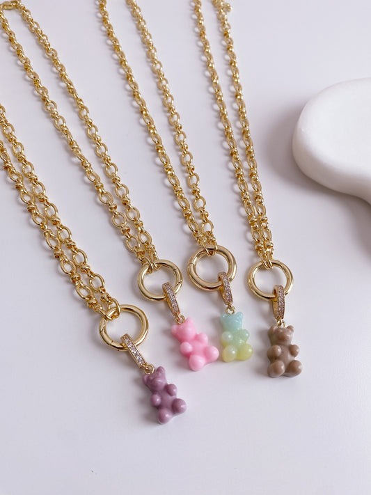 Chain with bear charms